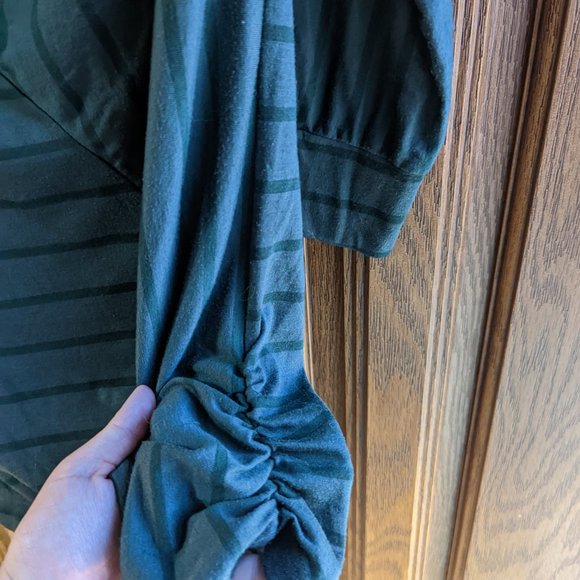 Vanity Striped Cowl Neck Top - Picture 4 of 8